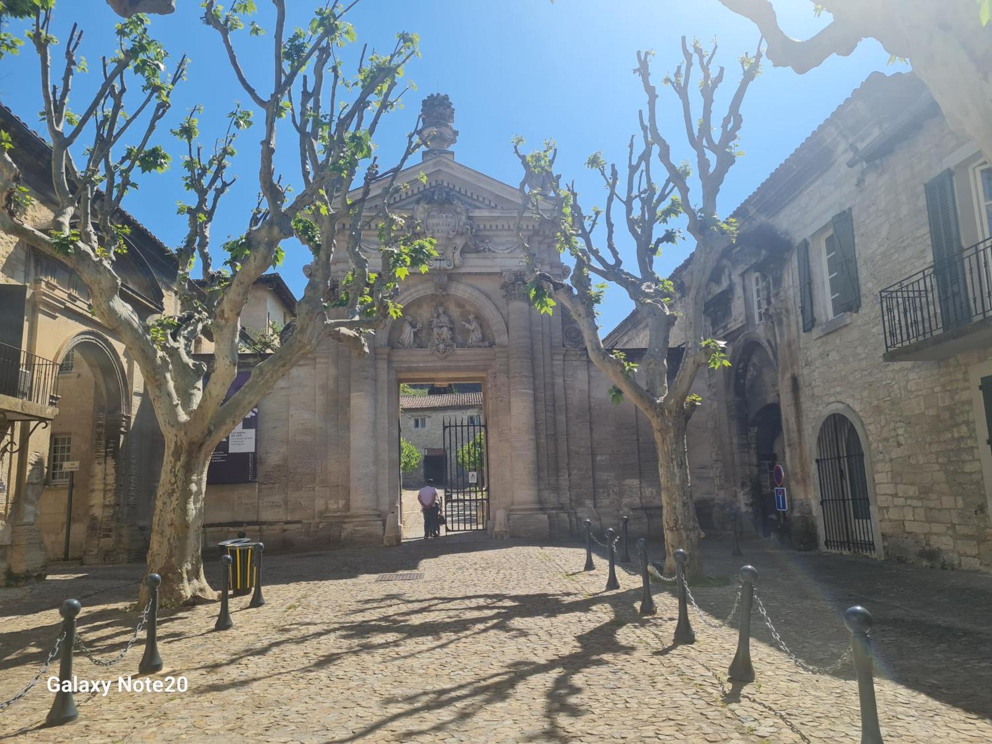 Maison De Charme Villeneuve Les Avignon 阿维尼翁新城 外观 照片
